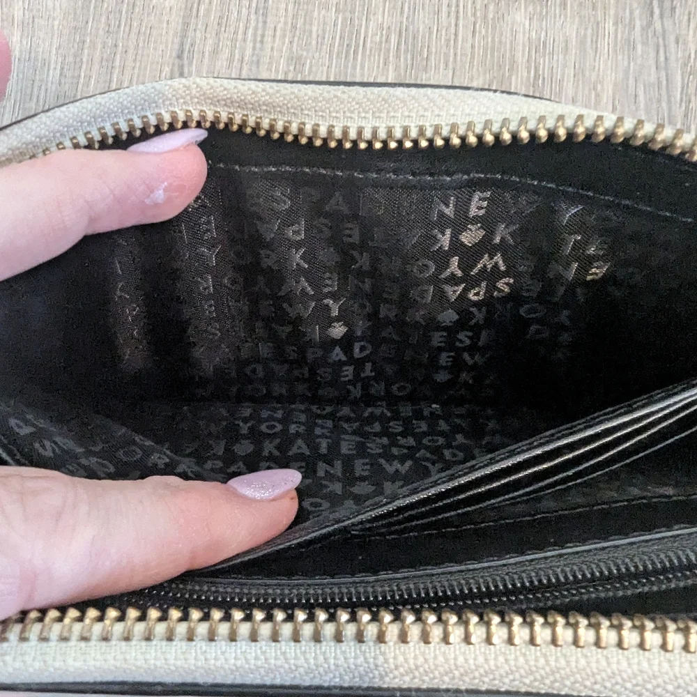 Kate Spade Colorblock Black  Cream Leather Wallet